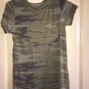 camo t-shirt
